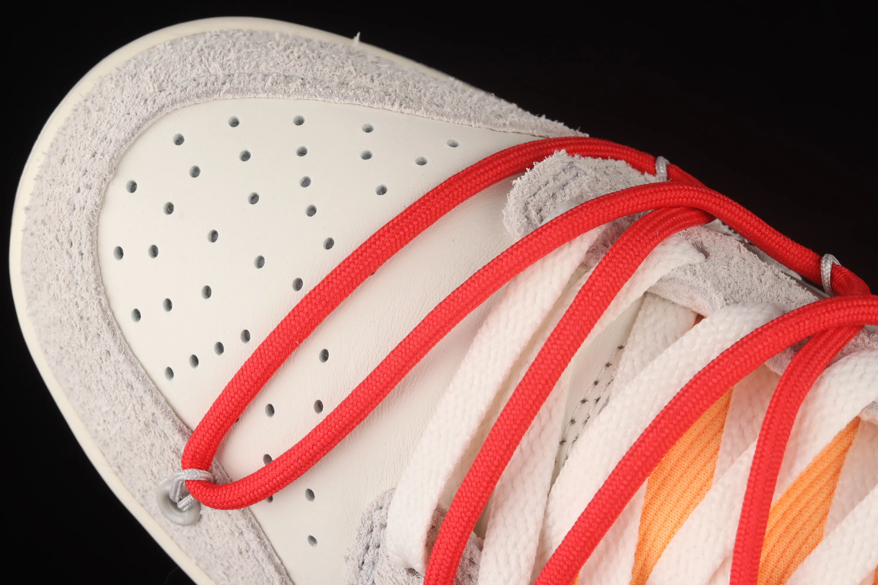 All Categories Nk SB Dunk Series Nk SB Dunk Low Low-top Sneakers Pure Original Version OF x Nk Dunk Low OW Suede SB Smashed Backboard Fashion Casual Sneakers DJ0950-103